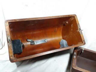 Vintage Singer 1928 66 - 6 Bentwood Portable Case ONLY with Key & Motor Controller 5