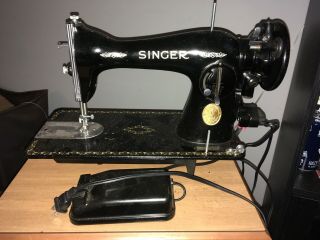Vintage Singer Sewing Machine 99k Portable Electric.  Foot Control