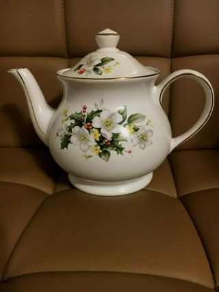 Sadler " Merry Christmas And Holly And Berries ".  Bone China Teapot.  England