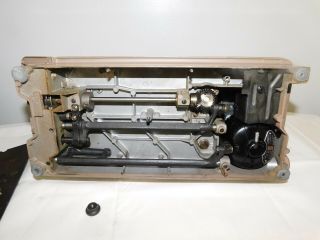 Singer Sewing Machine 301a Beige Body Parts (N35A) 3