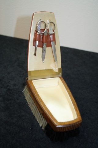 Vintage Mens Travel Grooming Kit Leather Cover Wood Brush Clippers File Tweezers