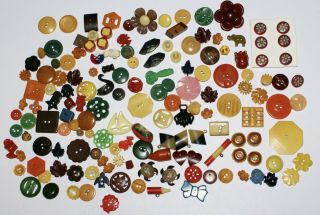 160 Antique Figural Various Bakelite Catalin Buttons 6 Matching On Card