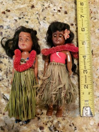 Vintage Two 1940s Or 1950s Hawaiian Hula Girls With Grass Skirts