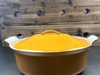 Vintage Yellow Le Creuset Cast Iron Casserole Pan 26 Pot Lid Great