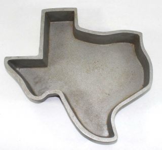 Vintage Texas Metal Casting Co Texas Cast Aluminum Cake Pan