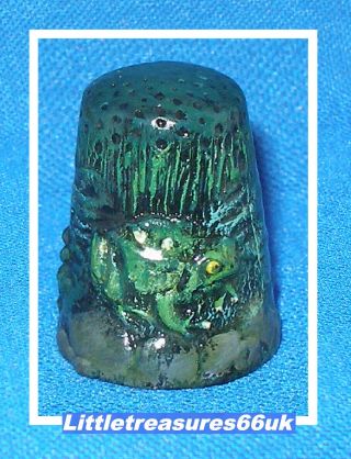 Pewter Hand Painted Frog Thimble. .