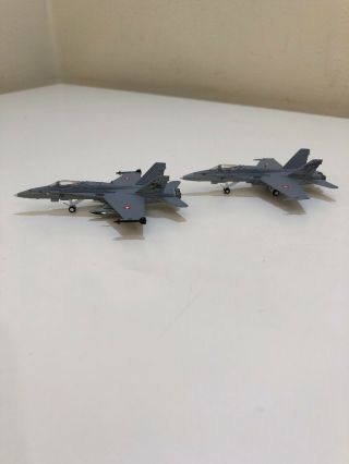 Herpa Wings 1:200 F - 18 Hornet Swiss Air Force X2 Unboxed