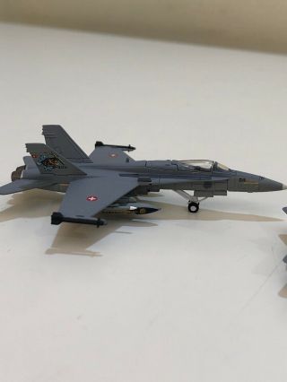 Herpa Wings 1:200 F - 18 Hornet Swiss Air Force X2 Unboxed 8