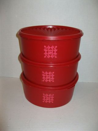 Tupperware 3 Vintage Servalier Stacking Cookie Canisters 1204 Red Quilt