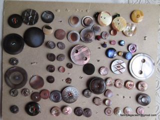 3863 – 70 Lovely Shell - Pearl Buttons - Boutons On Very Old Card