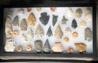 Case Of Arrowheads Quartz Beads Flint Blades Native American Artifacts 30,