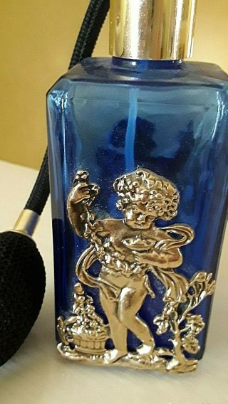 PRETTY COLBALT BLUE GLASS PERFUME BOTTLE W/METAL CUPIDS & ATOMIZER SPRAY PUMP 2