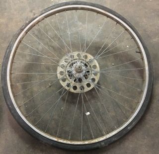 Vintage Antique Metal 26” Diameter 5 Speed Bicycle Front Tire / Wheel 1 5