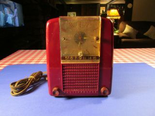 Vintage Westinghouse Bakelite Maroon Radio Model H - 397t5