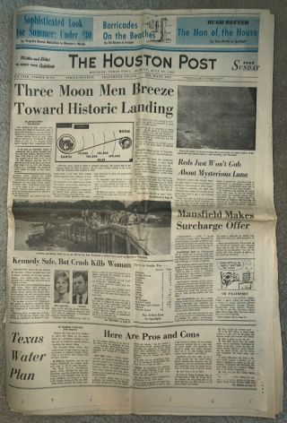 Apollo 11 Moon Landing Newspaper Houston Post July 20,  1969 Complete First Sectn 2