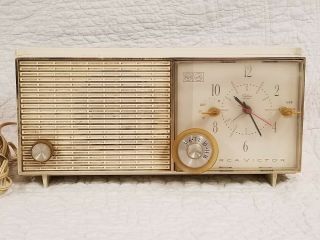 Vintage Rca Victor Tube Radio Rfd19v Powers Up