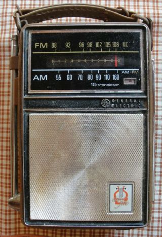 Vintage Ge General Electric Am/fm Radio P975a
