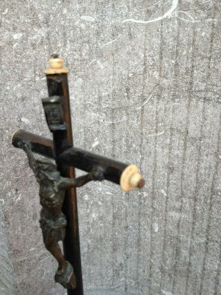 Antique Litle Turned Wood Bone Cross Crucifix Metal Jesus Corpus Altar Standing 3