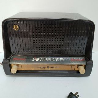 General Electric Antique Bakelite Tube Radio Model 226 Not