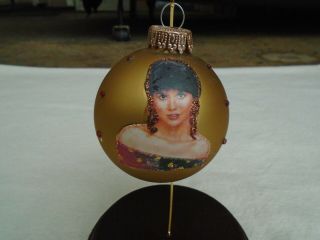 Linda Ronstadt Christmas Tree Ornament/bulb - Hallmark Ornament Display Stand