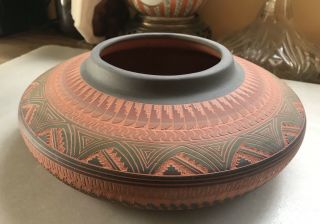M.  Tom 93 Navajo Large 10.  5 Inch Seed Pot Native American Pottery Carved Signed