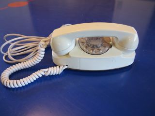 Vtg Ivory Western Electric Bell System Princess Rotary Dial Desk Telephone 702b