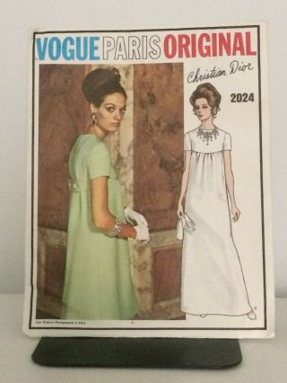 Vintage Vogue Paris Pattern 2024 Christian Dior Size 8 Uncut & Label