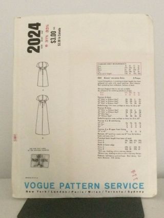 Vintage Vogue Paris Pattern 2024 Christian Dior Size 8 Uncut & Label 2