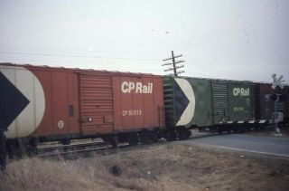 Cp Rail Canadian Pacific Railroad Boxcars Freight Train Photo Slide