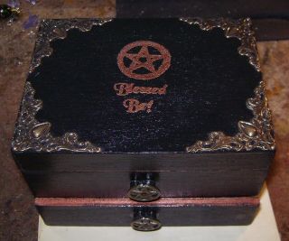 Wiccan Pagan Altar Box With Candle Washes And Anointing Oils