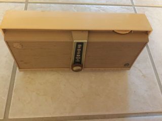 vintage all transistor dual speaker RCA VICTOR radio that 3
