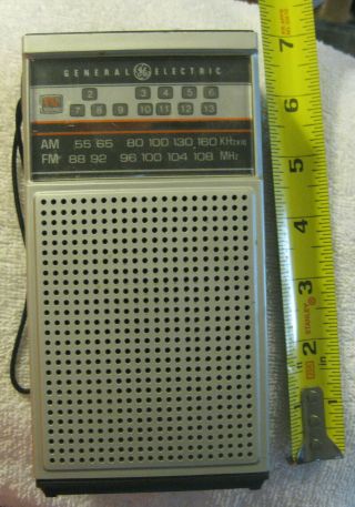 Vintage General Electric Ge Fm Am Transistor Radio W Tv Sound Model 7 - 2924a