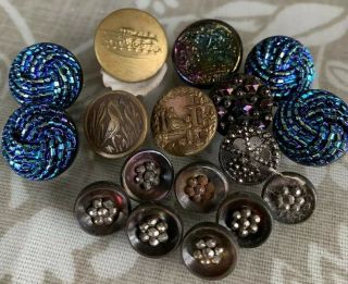 17 Vintage Carnival Glass And Brass Buttons