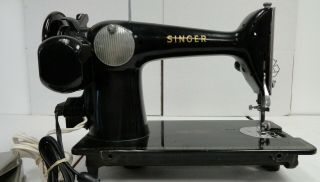 Singer Sewing Machine 1955,  Serial AM032120.  Parts.  (4D5.  31.  JK) 7