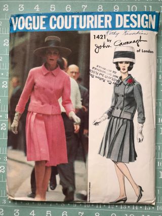 Vintage Vogue Couturier Design Uncut John Cavanagh 1421 London Suit