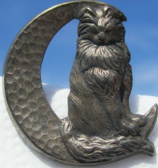1940s French White " Persian Cat - Crescent Moon " Realistic Vintage Antique Button