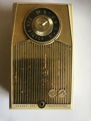 Early 1960 Rca Model 1 - T1 - E Transistor Radio