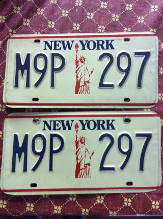 York " Statue Of Liberty " License Plate Pair M9p 297 Take A Look