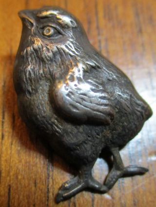 1940s French White " Realistic Chick Bird " Vintage Antique Metal Picture Button
