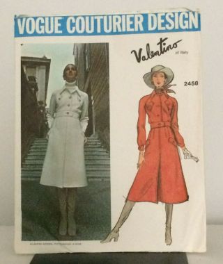 Vintage Vogue Couturier Design Pattern 2458 Valentino Of Italy Size 8 Uncut