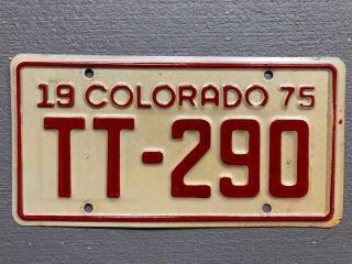 Vintage 1975 Colorado Motorcycle License Plate White/red Tt - 290