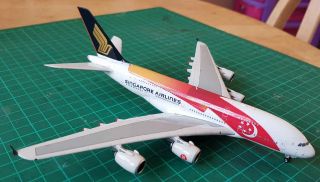 Airbus A380 Singapore Airlines 50th Anniversary Limited Edition 1 400 Scale 5
