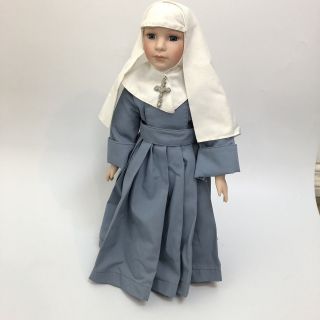 Vintage Religious Catholic Nun Porcelain Doll 14 Inch Cross Necklace Rosary