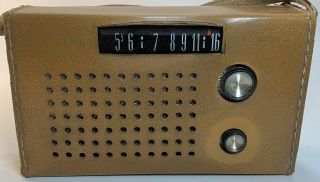 Vintage Admiral Model Y2321 Transistor Radio