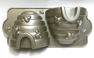 Nordic Ware Beehive Cake Pan Bundt Mold Gold 10 Cup 3d Nordicware Baking Desert