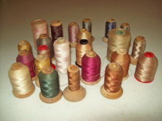 Vintage Glove Factory Sewing Machine Thread On Spools 23 Various Colors,  Sizes