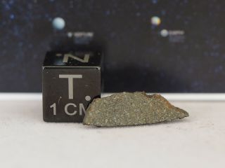 Nwa 11208 Meteorite - Co 3.  0 Chondrite - 0.  25g