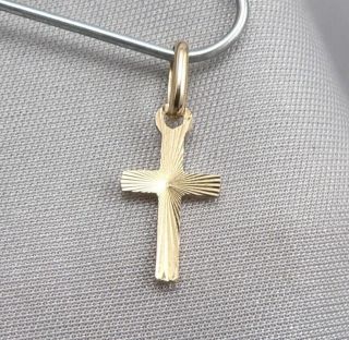 Vintage 18k Yellow Gold Small Mini Religious Cross Pendant Charm 0.  5g Reversible