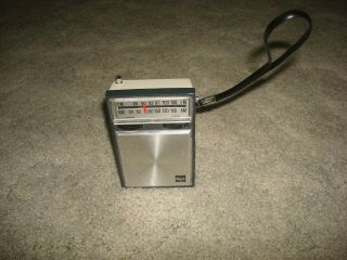 Vintage Rca Am Fm Transistor Pocket Radio With Arm Strap & Stand Japan 710