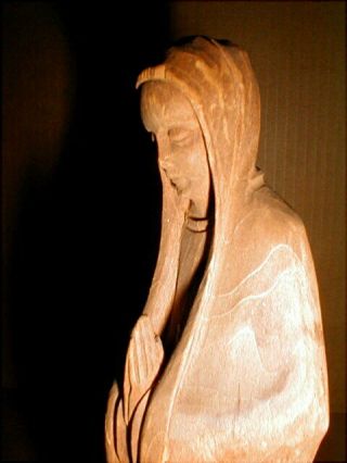 Vintage Wood Carved Wooden Madonna Virgin Mary Blessed Mother 10 " Holy Statue